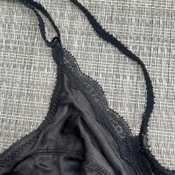 VINTAGE AUTHENTIC Givenchy bralette - Picture 6 of 6